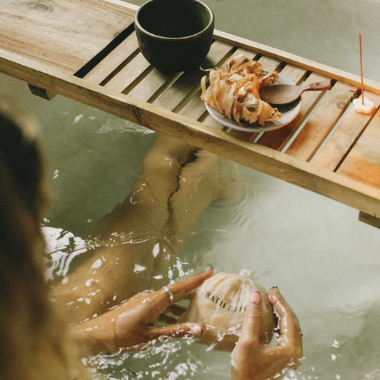 “A Moment of Her” Self-Care Gift Set – Relaxation Ritual with Candle, Bath Soak & Incense