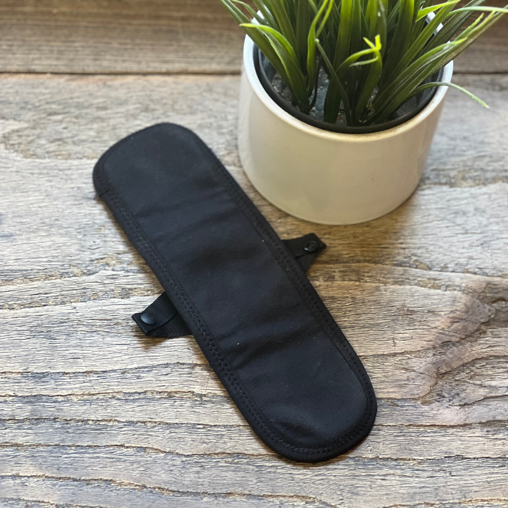 Reusable Organic Cotton Pads – 2-Pack | Medium Flow, Leak-Proof, Plastic-Free Period Care
