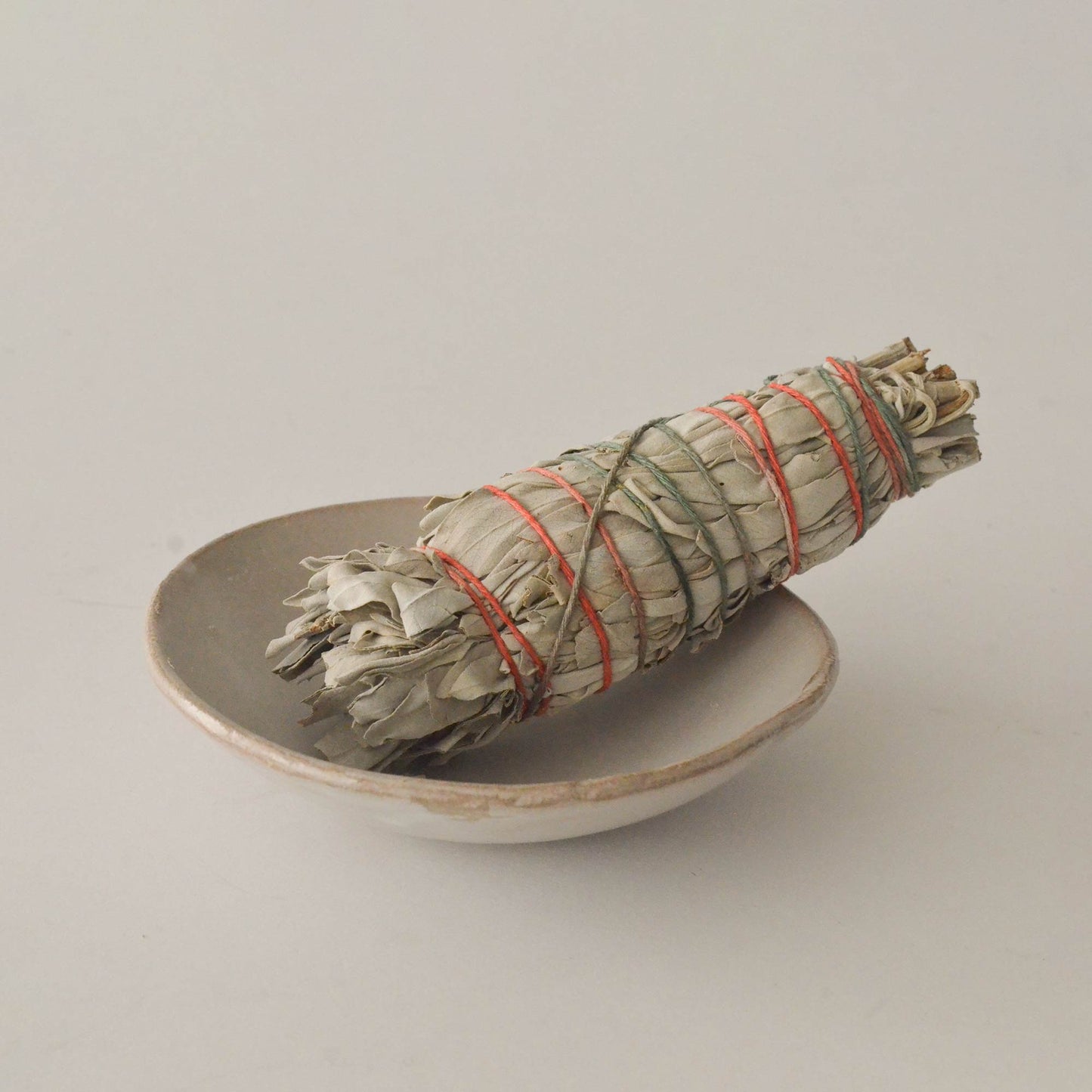 Organic White Sage Smudge Stick – Medium (Purify + Reset)